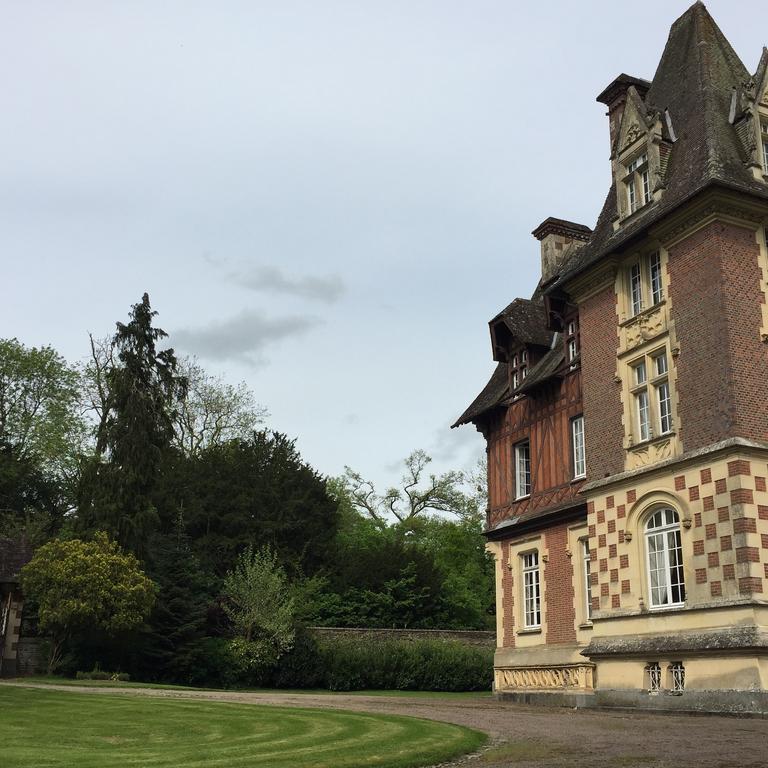 Le Manoir De Benedicte B&B Cahan Экстерьер фото