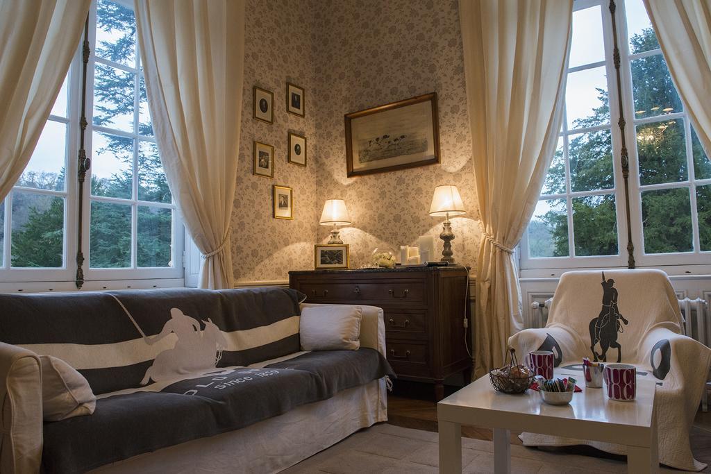 Le Manoir De Benedicte B&B Cahan Экстерьер фото