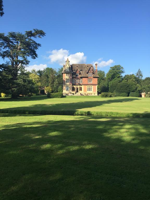 Le Manoir De Benedicte B&B Cahan Экстерьер фото