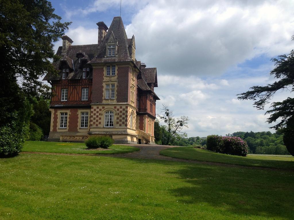 Le Manoir De Benedicte B&B Cahan Экстерьер фото