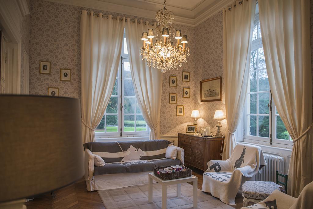 Le Manoir De Benedicte B&B Cahan Экстерьер фото